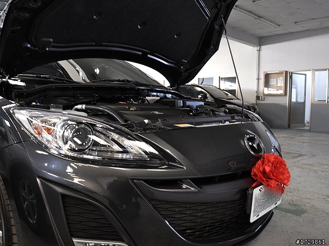 [開箱]Mazda3 2.5 5d 深灰~終於領回來了~Q.Q~
