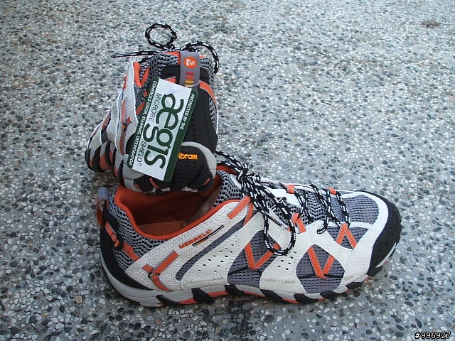{Keen }Hood River II 和【MERRELL】WATERPRO MAIPO男款水陸兩棲鞋