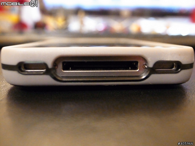 [分享] aprolink For iPhone4 夜光背蓋~