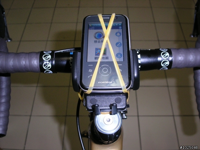 DIY公路車(登山車)萬用手機架(PDA架)以智慧手機當GPS(導航、記錄)與碼錶 Cost Down 不用花錢買碼錶(馬錶)