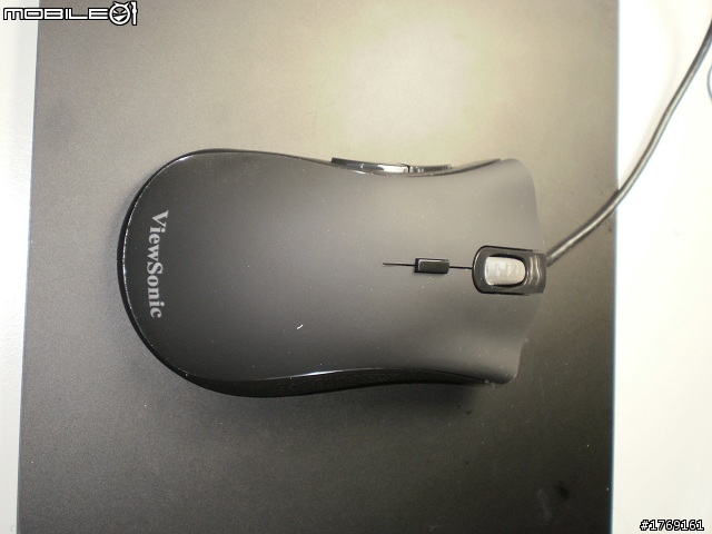 [開箱]  真假死神大對決 ViewSonic MU660