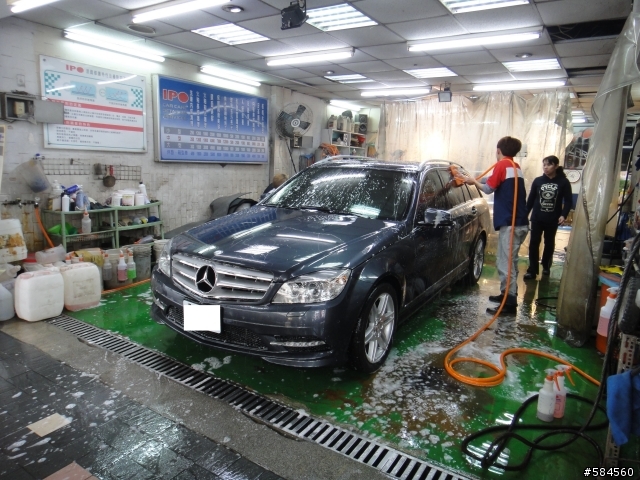[開箱]M-Benz 2011 C300T AMG(圖超多)