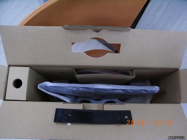 [不專業開箱文]輕薄筆電機種 DELL V130