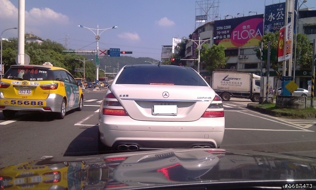 maybach one-77...等一堆名車在台北 圖多