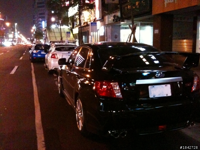 黑色 2011 STI Sedan 簡易開箱