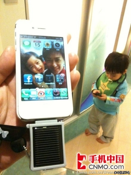 林志穎 也愛搞diy 拆解iPhone 4 把黑殼換成白殼  內圖有真相