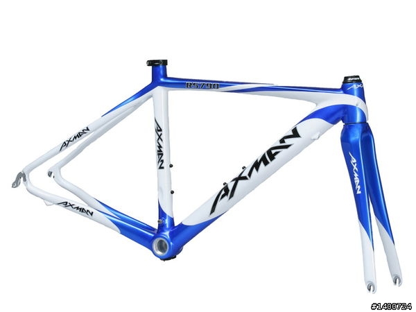 難決擇啊....RTS  TTR6 和AXMAN  R5  公路車架二選一.......