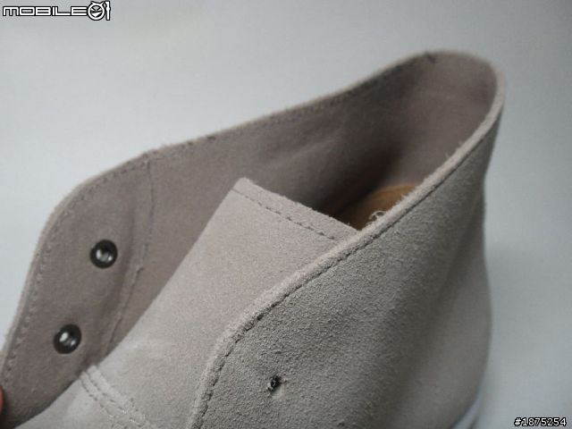 【分享】Clarks 灰色麂皮Newton Mass