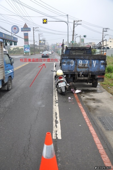 尋找2011 / 03 / 18(五)桃園八德廣福路往中壢方向目擊者