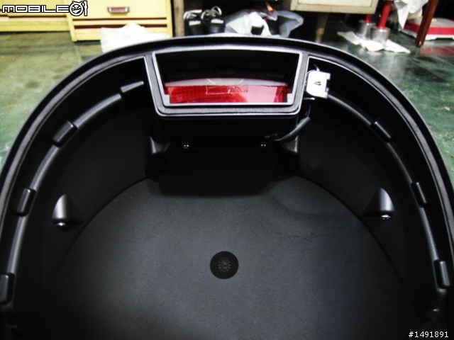 [開箱] GIVI E230 含燈版安裝ON ADDRESS 125