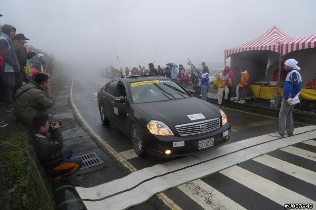 [分享]台灣加油之2011年國際自由車環賽 第九站