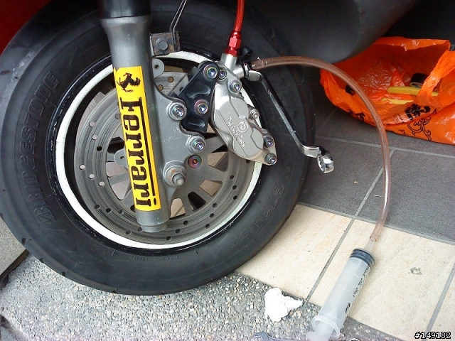 [DIY] 安裝 AeroQuip 金屬煞車油管 & 更換煞車油