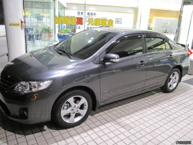 ALTIS 1.8E 特仕車 ( 鐵灰色) 開箱文