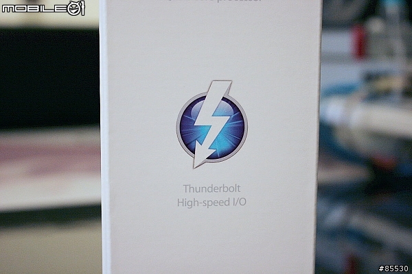 [敗家] 2011 MacBook Pro 15" + 120GB SSD + 8GB RAM 台灣版開箱 (更新：03/31 改裝第二顆硬碟)