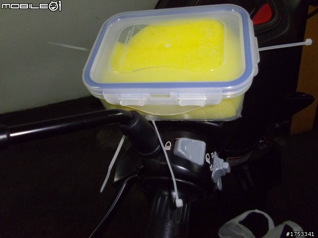 [DIY安裝文] 防水GPS萬用便當盒,適用各式速克達(示範車:RS zero)