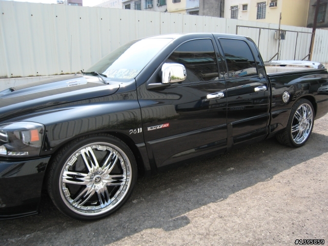 怪獸級貨車