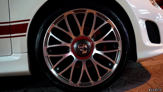 [開箱][圖超多]全台第一開箱,Fiat 500 Abarth 性能毒蠍!