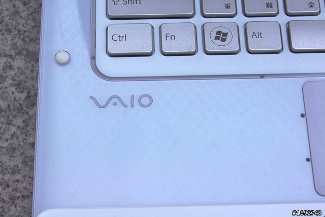 [不專業開箱評測]VAIO CA16FW/W