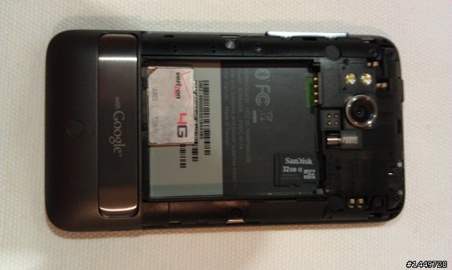 HTC Thunderbolt 4G 之新手開兩箱