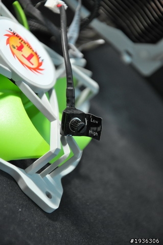 [開箱文] Thermaltake 靜Jing 散熱器