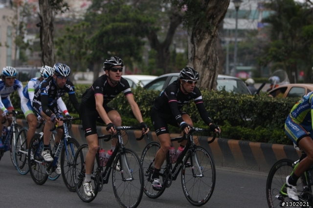 2011 國際自行車環台賽 第7站  台南市政府前照片