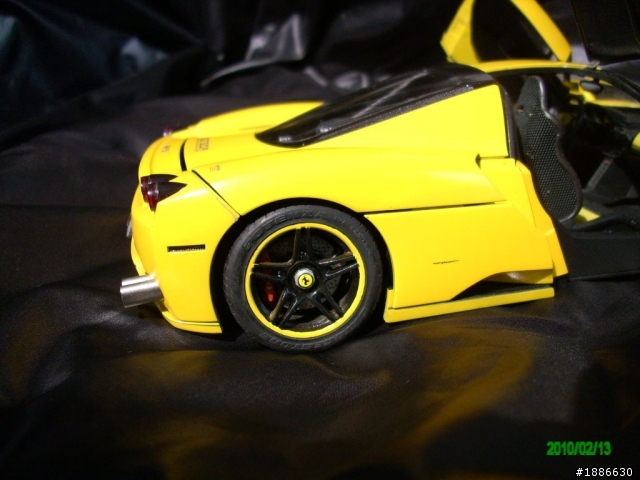 (新手作品分享) tamiya 1/24enzo超跑