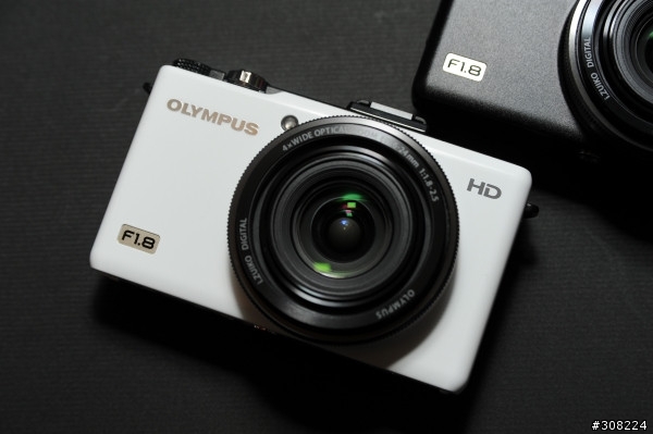 [開箱] 黑白雙煞 Olympus XZ-1 與花博實拍