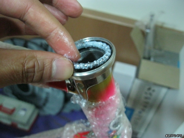 [分享]DIY組車全紀錄-Colnago可樂果鋼管車.....近200張圖片,請慎入--想學組車請進喔!