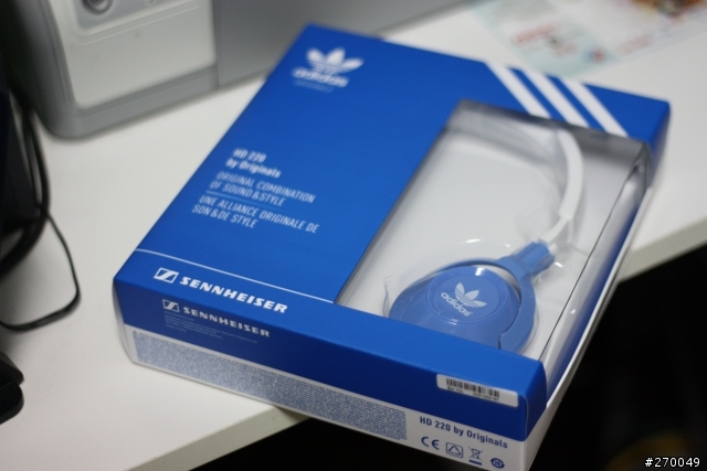 [分享]adidas愛迪達&Sennheiser森海塞爾 - HD 220 (純分享圖)