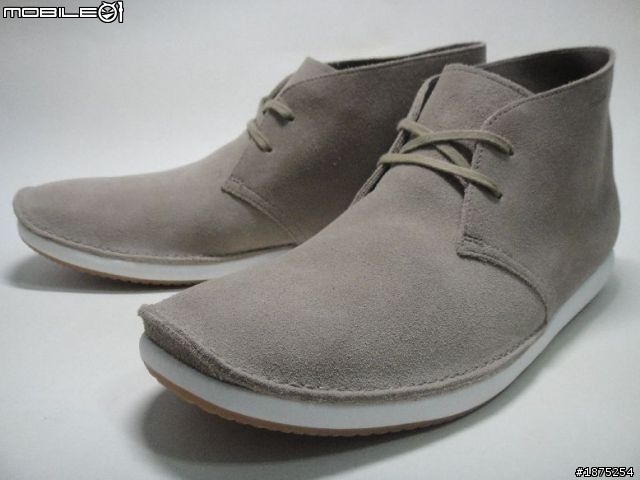 【分享】Clarks 灰色麂皮Newton Mass