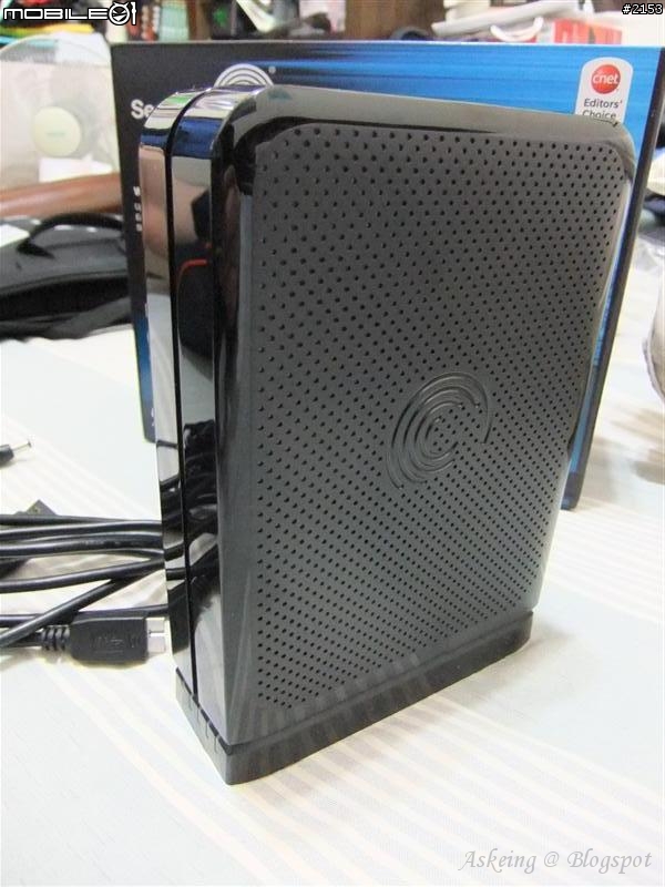 [開箱] Seagate FA GoFlex Desk 2TB 外接硬碟