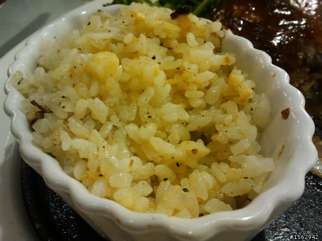 S8530食記再一波！美式餐廳菜色實拍！