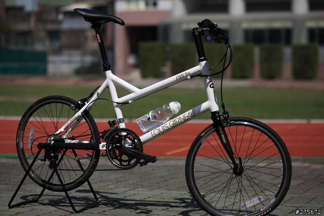 一片大車聲浪中我默默選擇LOUIS GARNEAU 小徑車