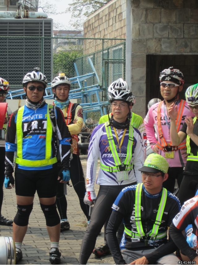 3/19 -屏東瘋300k出發點-體育館-到處拍拍 :  )