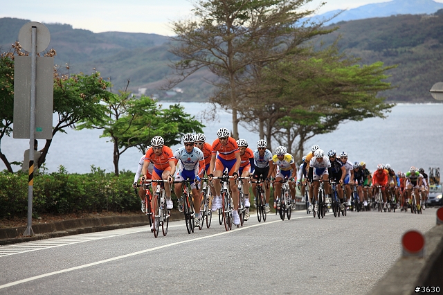 2011環台賽第八站0327台東--森林公園,水往上流