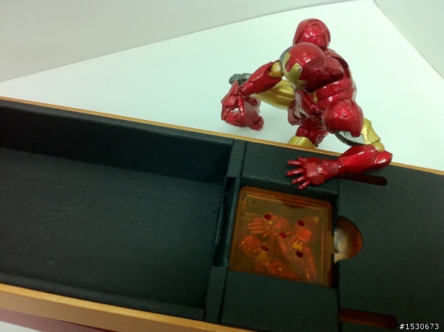 海洋堂輪轉特攝系例【IRON MAN】精美小套房