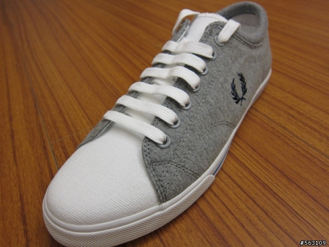 [熊分享] Fred Perry 帆布鞋