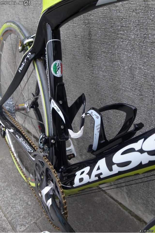 [分享] BASSO ASTRA TEAM EDITION  (2010環中國賽黃衫車)