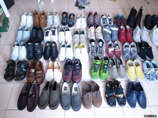[ 開箱 ] REVOLVE到貨!!! RIVIERAS 及 DR. MARTENS MANTON  同場加映我的鞋們 圖多!!!