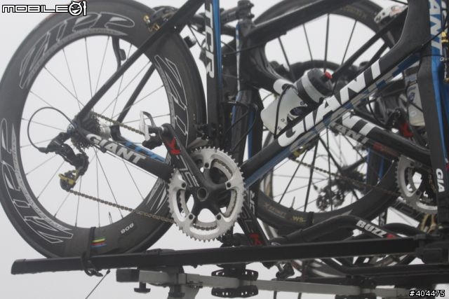 2011 環台賽 最終站...  霧茫茫 小油坑 400M 前 終點前!  台灣選手 加油