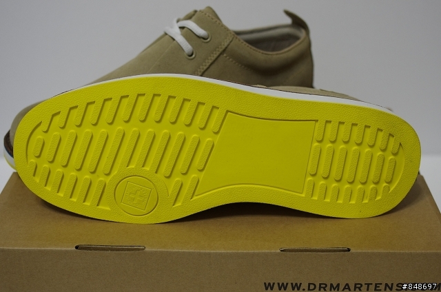 【開箱】Dr. Martens Farris 牛奶色麂皮