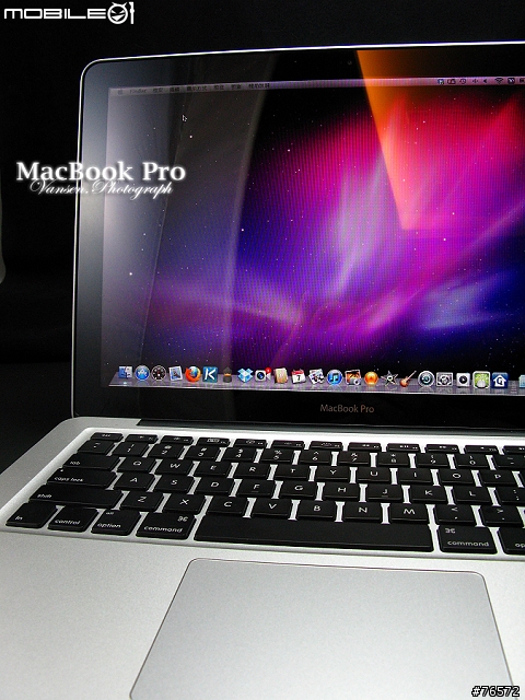 2011. MacBook Pro 13" 極速光速團入手＋高畫質開箱＋簡易心得