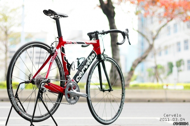[7.01kg] Cervelo SOLOIST CSC車隊版碳纖維公路車架，誕生全記錄。