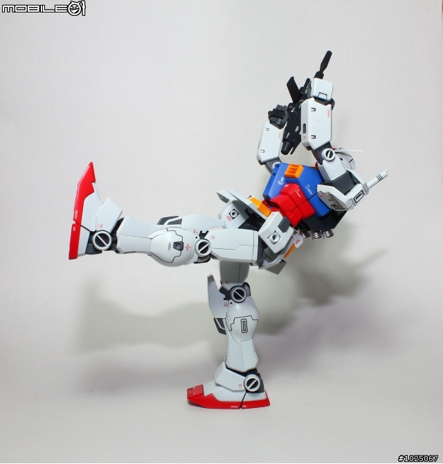 [分享]友機 RX-78    (圖多...慎入)