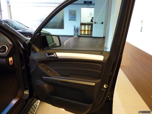 [開箱] W164 ( ML350 CDI ) 末代車款...