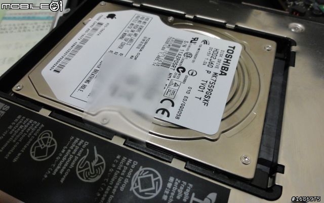 [分享] MacBook Pro 15" 改機文(加RAM、SSD、雙硬碟)