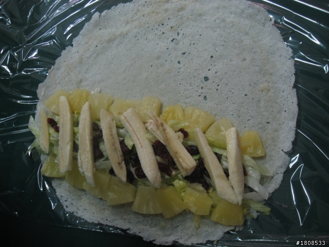 親子料理DIY食譜：清明節也可以這樣玩～創意水果沙拉潤餅