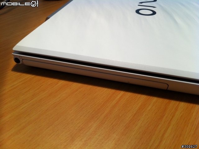 Vaio sb系列台北光華到貨了