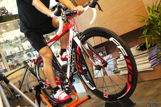 [6.9kg] 風見真樹 の Dedacciai TEMERARIO 一級碳纖維公路車