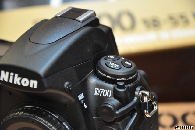 莫名奇妙的D700不專業開箱